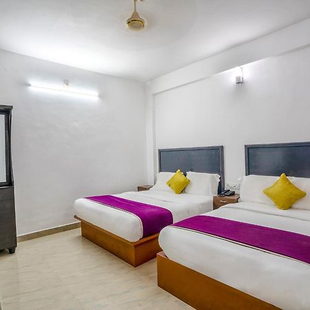Fabhotel Abrigo Residency Anaviratty Exterior photo